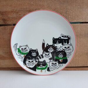 Cat Christmas Plate, Black and White Wreath, Made in Japan
